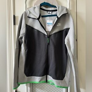 Brand NWT Nike Tech Fleece jacket